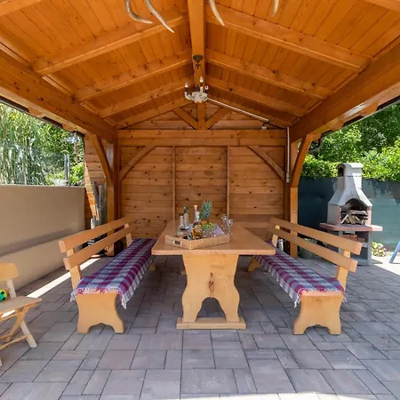 Family Friendly House With A Swimming Pool Jadranovo, Crikvenica - 22273 Dom wakacyjny *